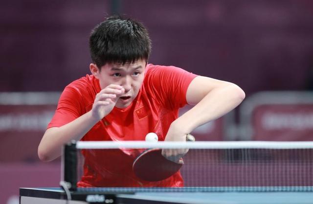 到两名替补 到两名替补